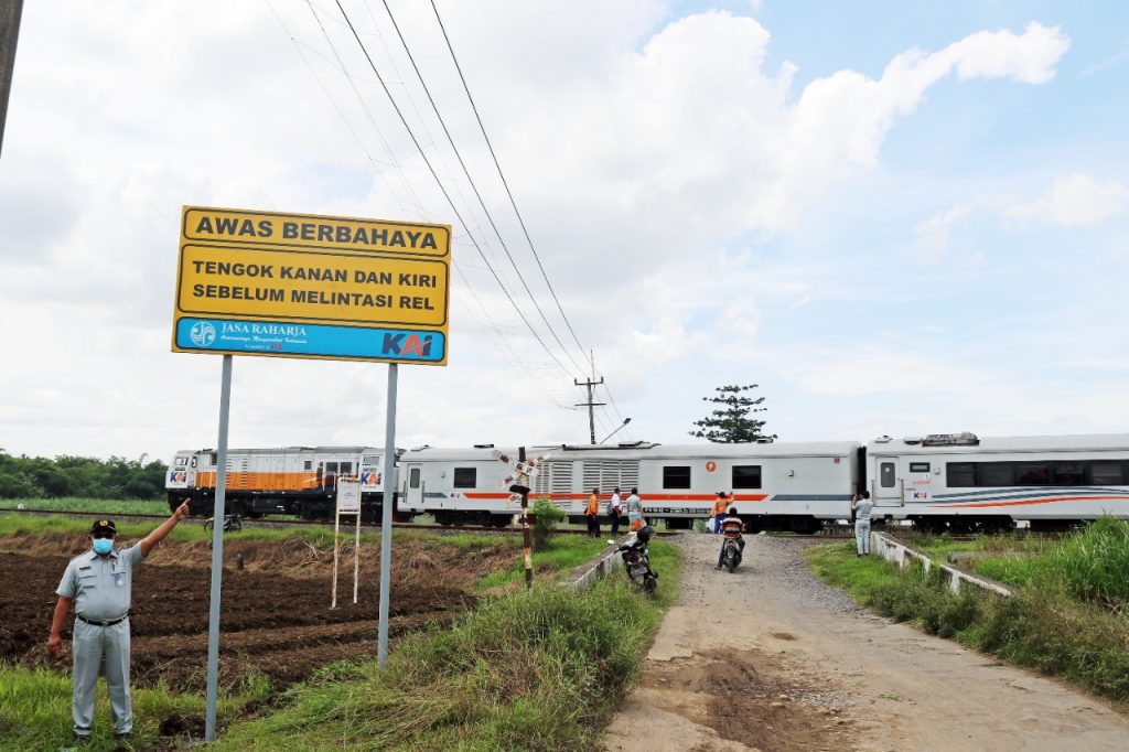 Perlintasan Sebidang Cirebon