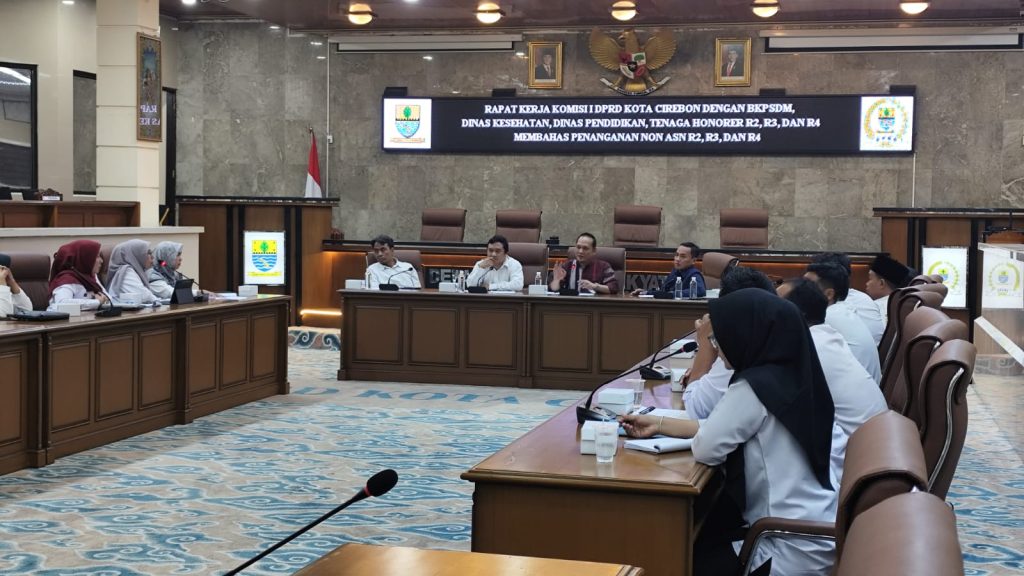 Honorer R2, R3 dan R4 Geruduk Kantor DPRD, Ini Hasilnya