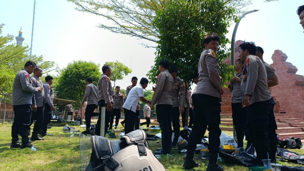 Pasca Rusuh, Kota Cirebon Kini Kondusif Namun TNI dan Polri Tetap Waspada