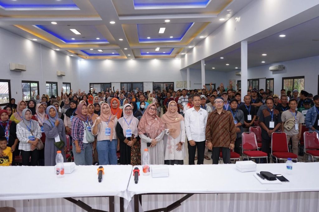 Pastikan Gizi Seimbang, Komisi IX DPR-RI Bersama BGN Sosialiasi MBG