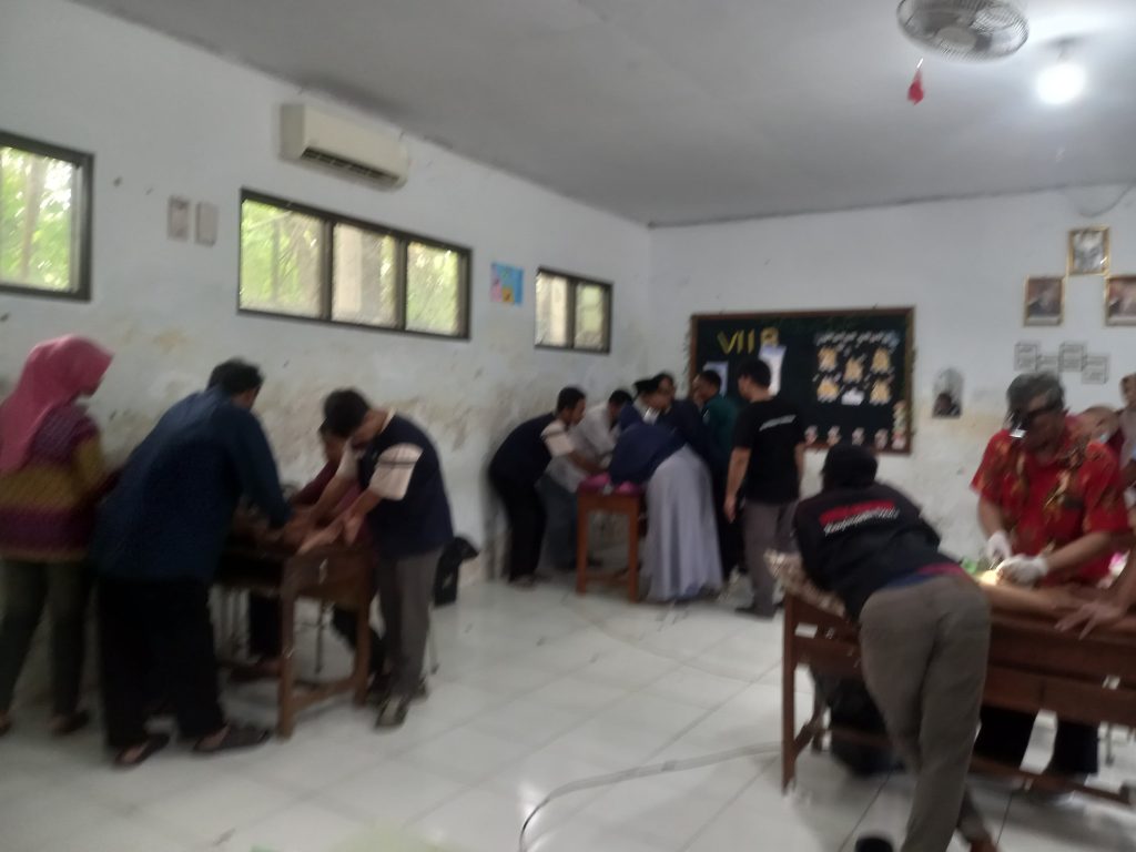 HUT ke-95, Al Washliyah Cirebon Gelar Karnaval dan Sunatan Massal gratis