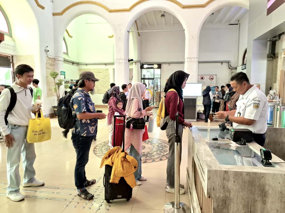 10 Hari Masa Angkutan Nataru, 79 persen Tiket di Daop 3 Cirebon Terjual