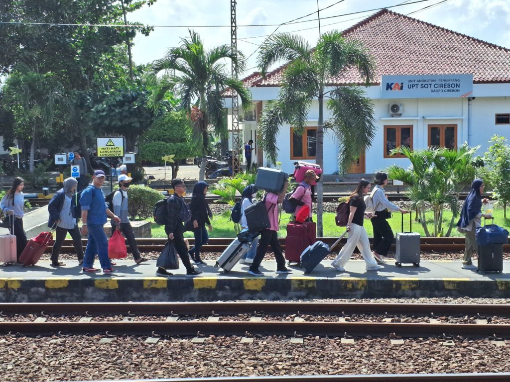 7 Hari Angkutan Nataru, Daop 3 Cirebon Layani 94.736 Penumpang