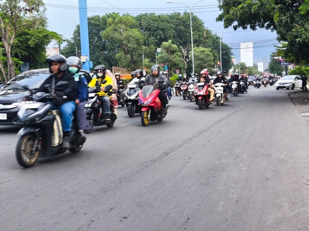Imbas Oneway Arus Balik Lebaran, Jalur Arteri Cirebon Padat Merayap